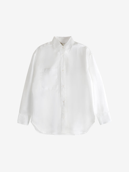 White shirt, front view