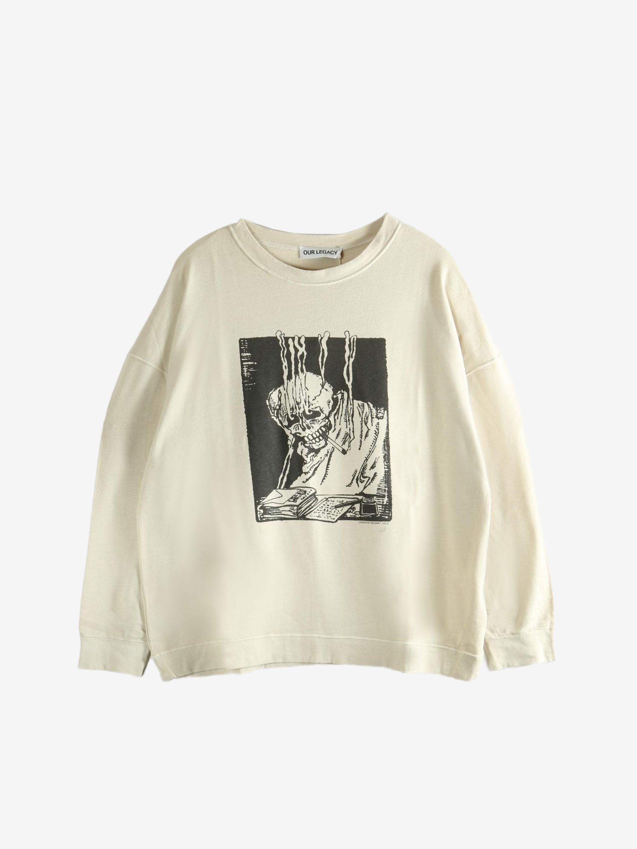 White sweatshirt, front view