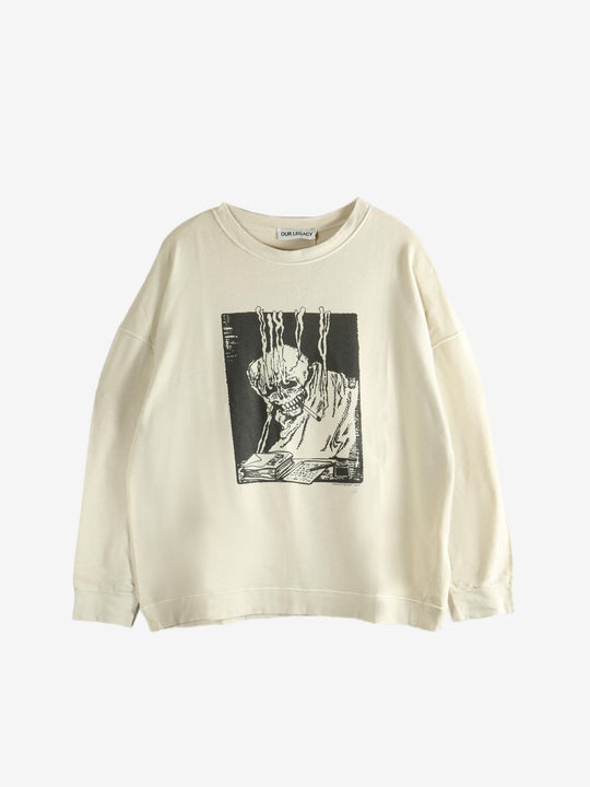 White sweatshirt, front view