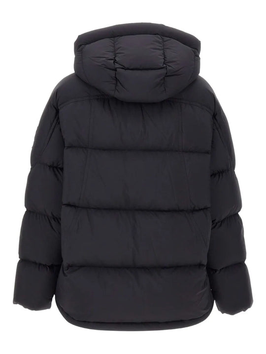 Black coat,back view