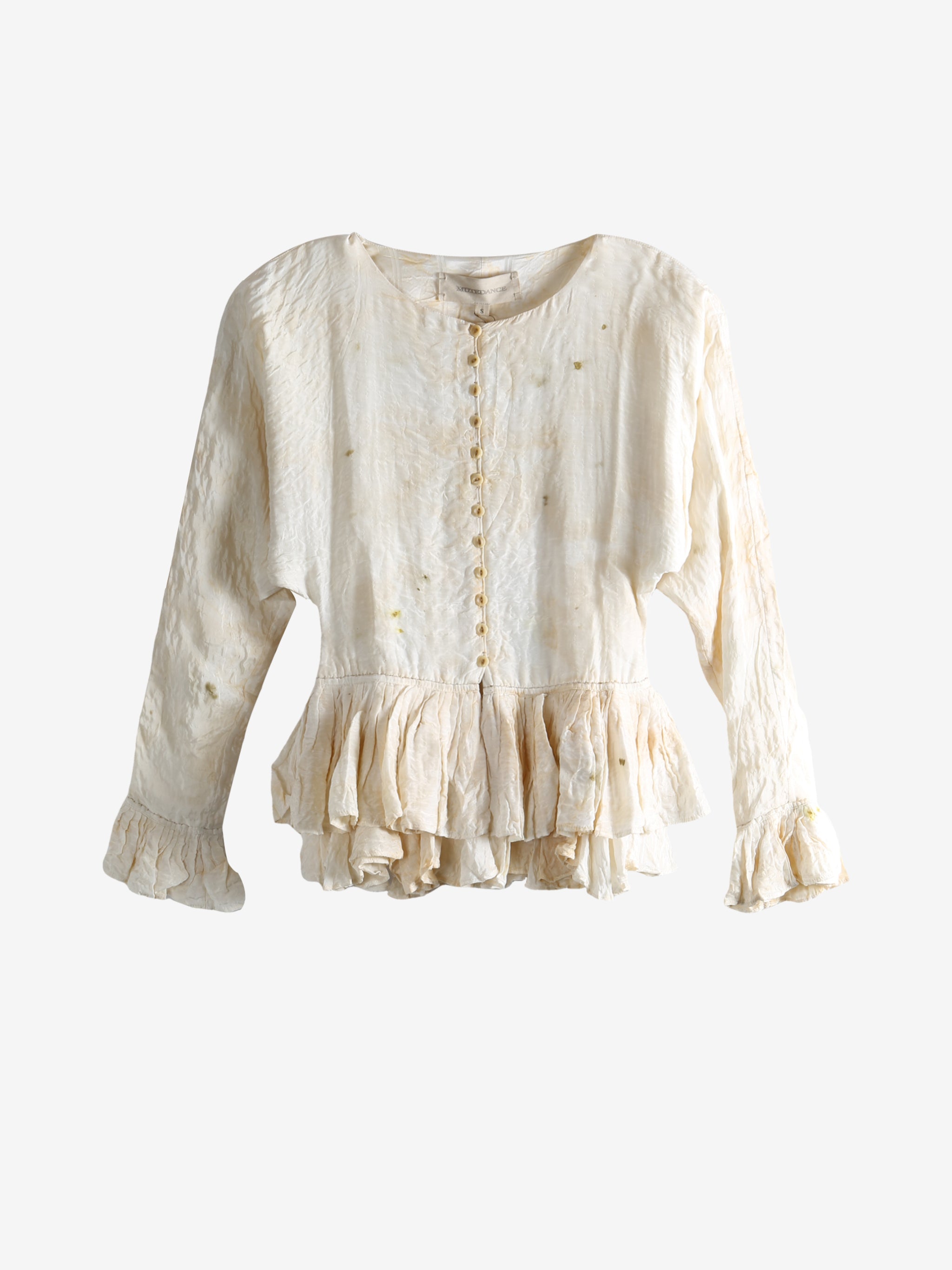 White top, front view