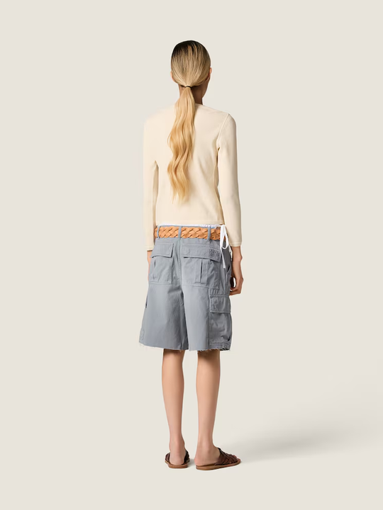 Tan t-shirt, full body view