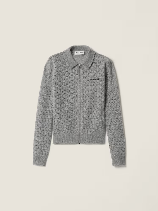 Grey knitwear, front view