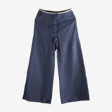 Blue pants,front view