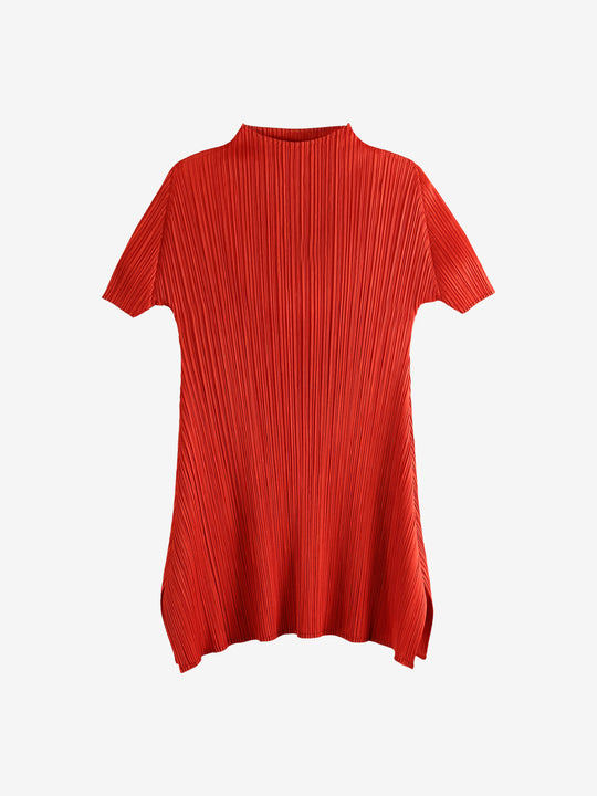 Red dress, front view