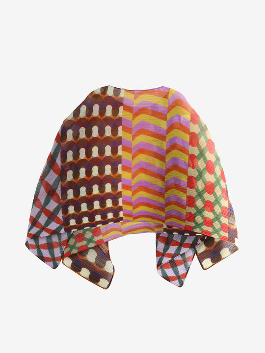 Pink scarf,front view