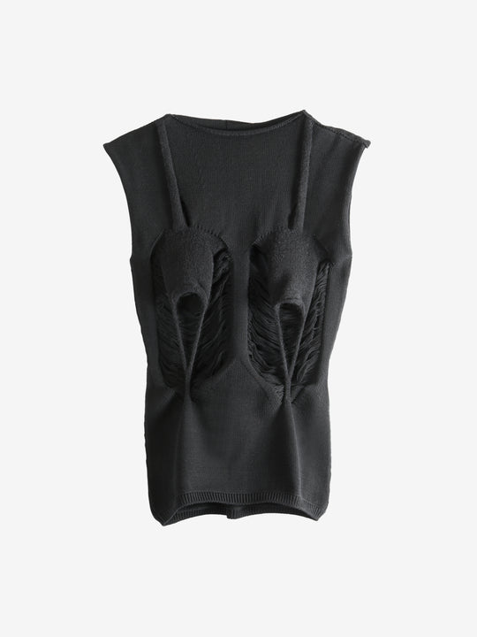 Black top, front view