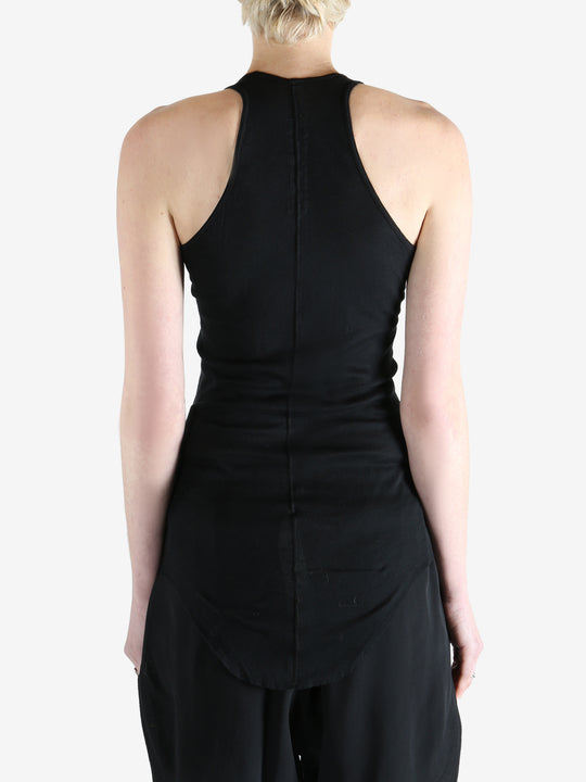 Black tops,front view