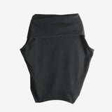 black sleeveless top,front view