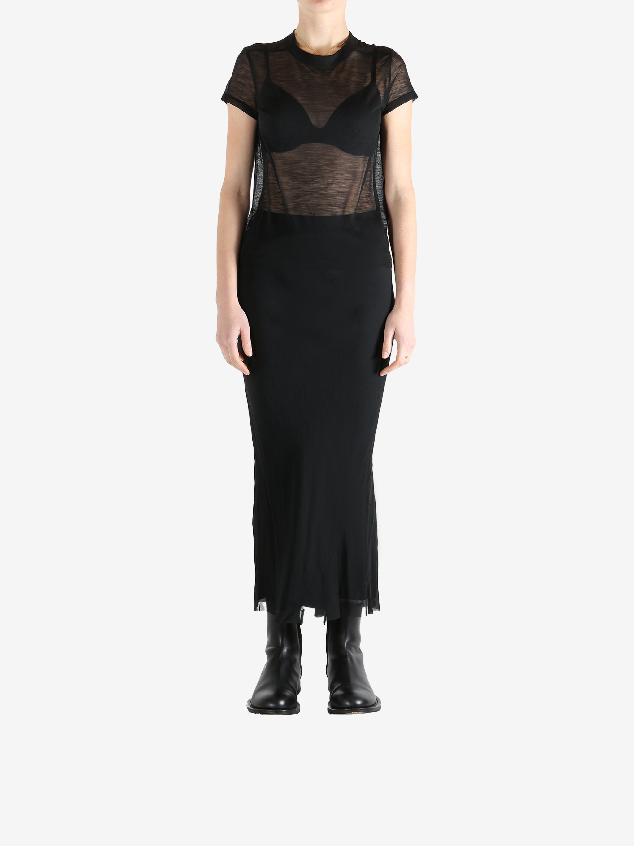 Black t-shirt, full body view