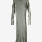 grey dress,full body view