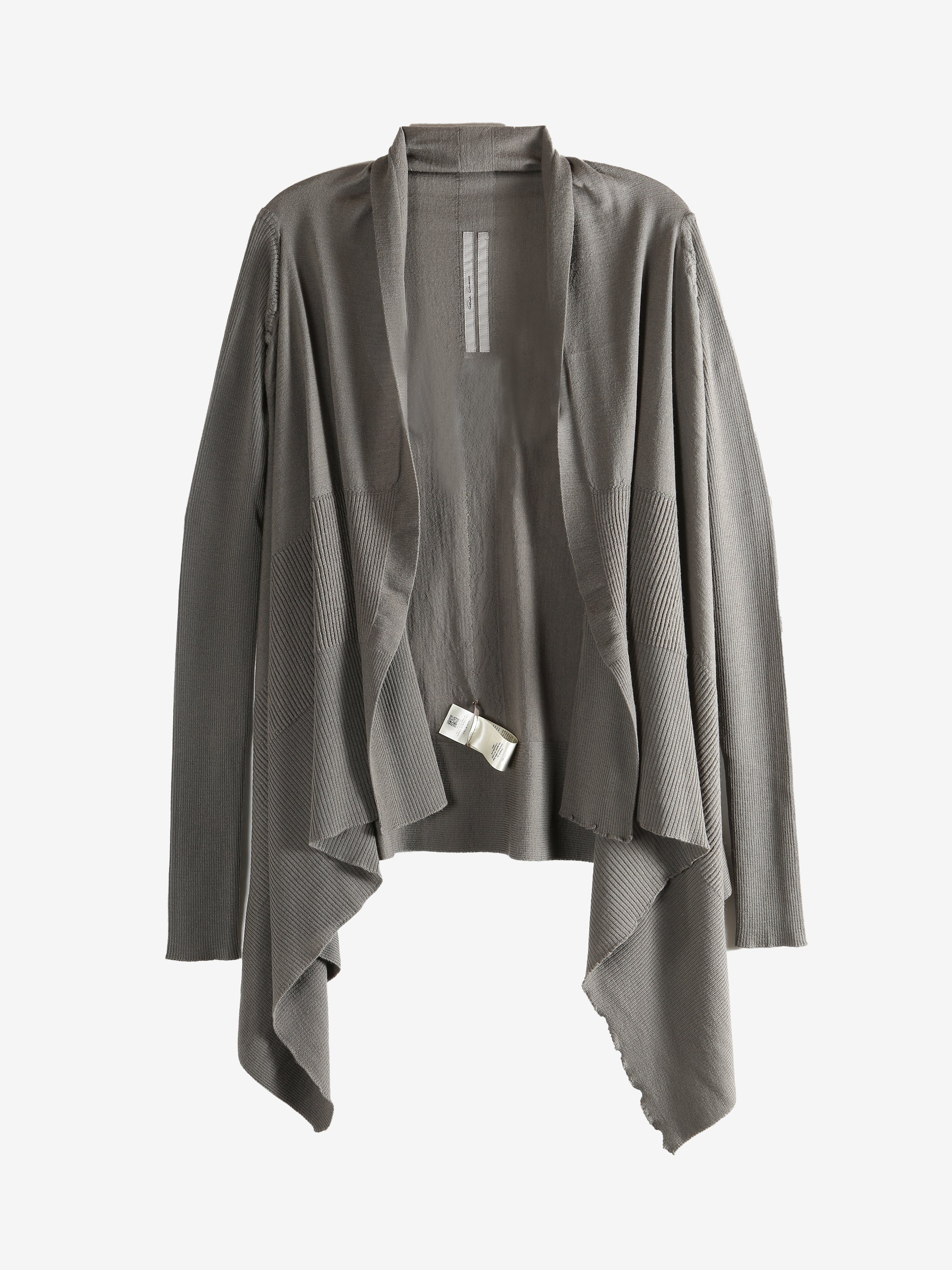 Grey knitwear,front view