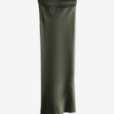 Green skirt, front view