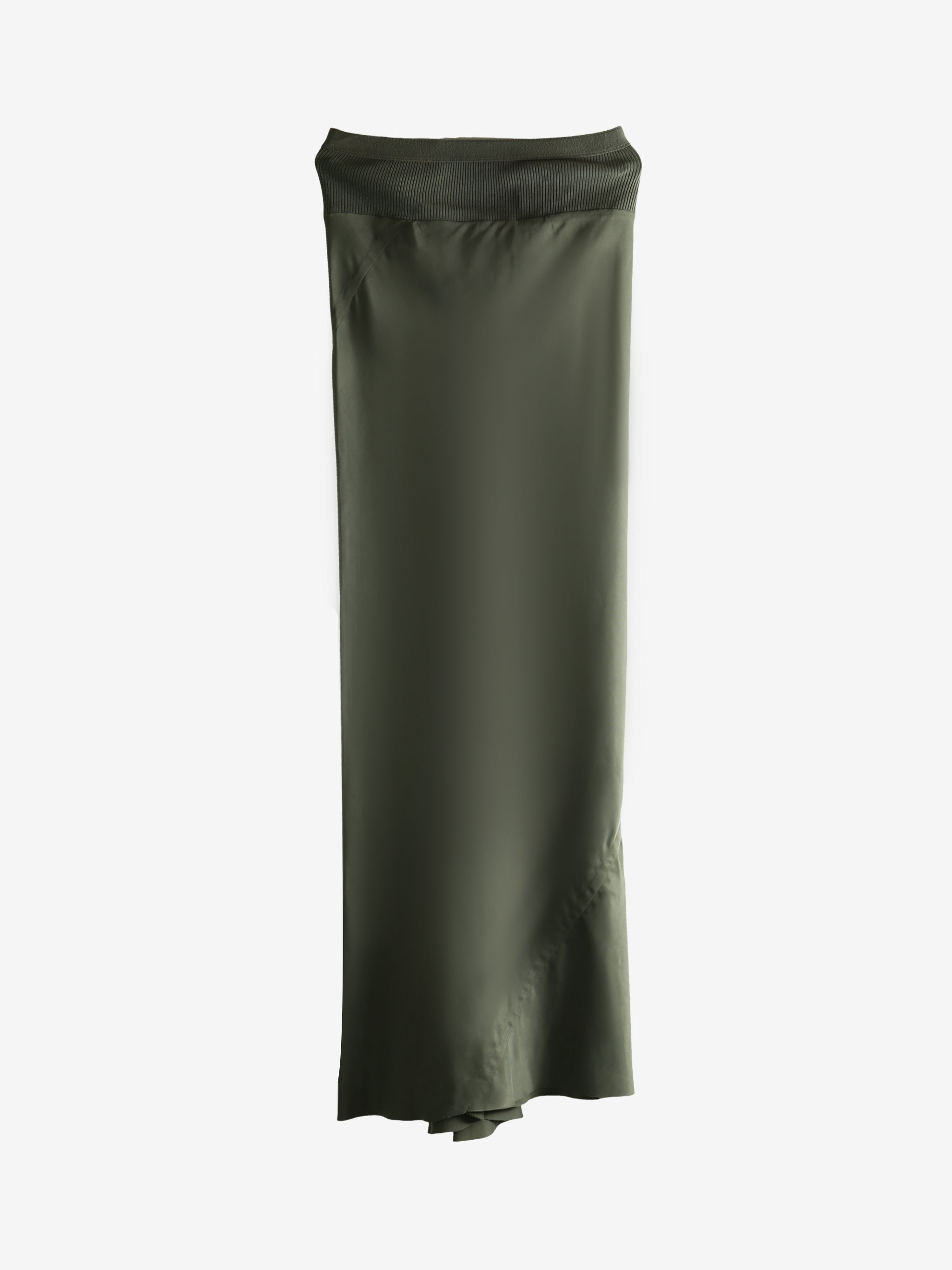 Green skirt, front view