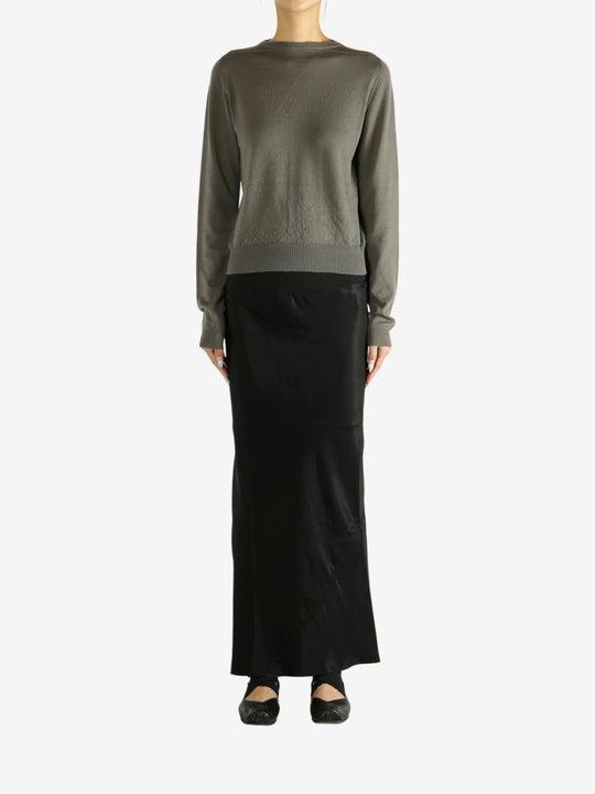 Grey knitwear, full body view