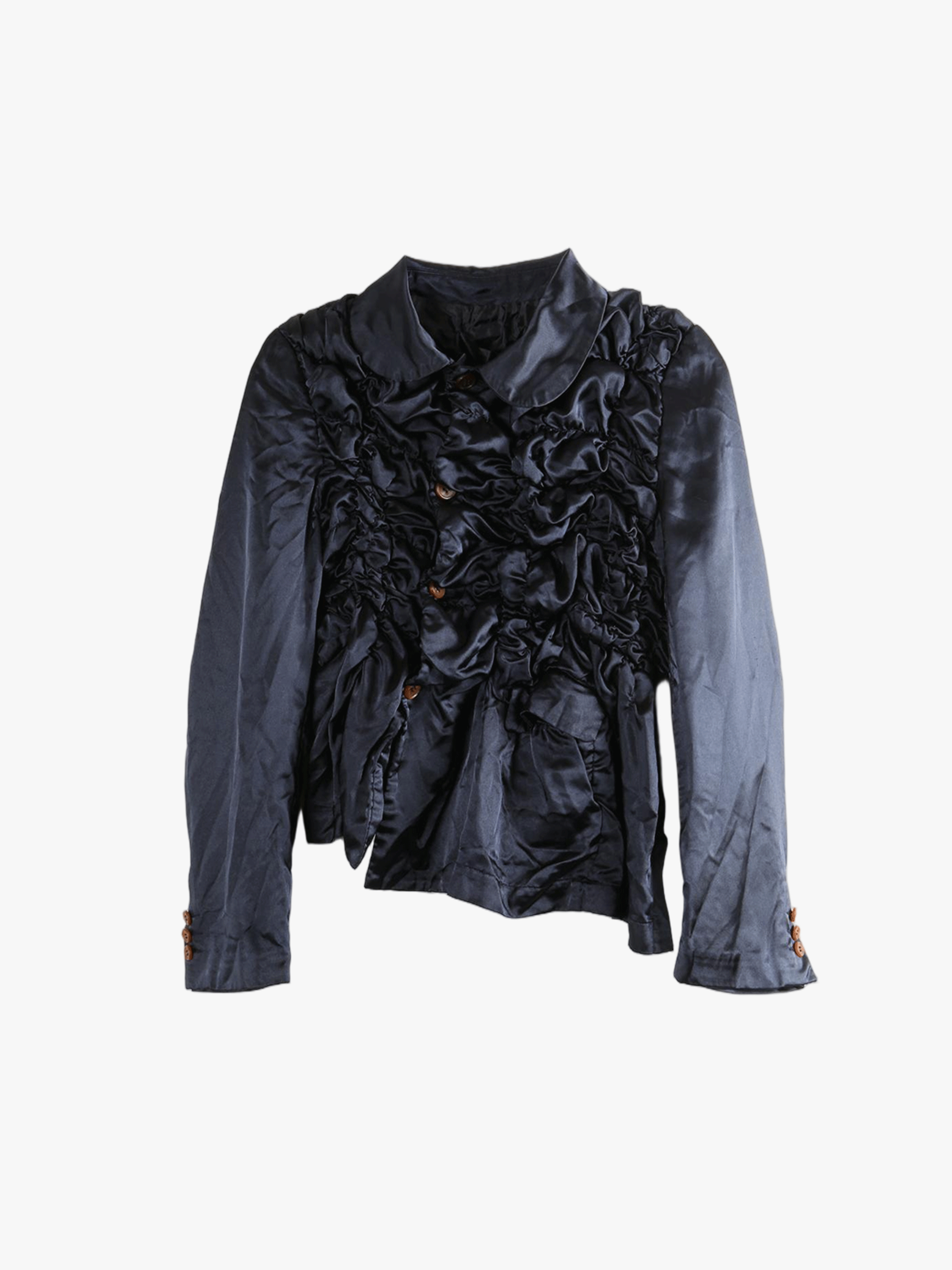 Black shirt, full view