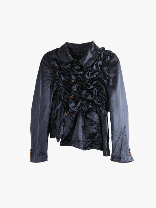 Black shirt, full view