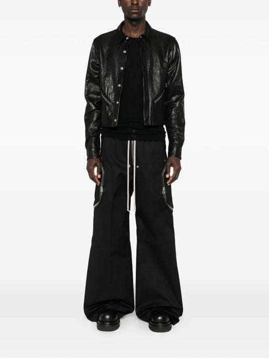 Black jacket,full body view