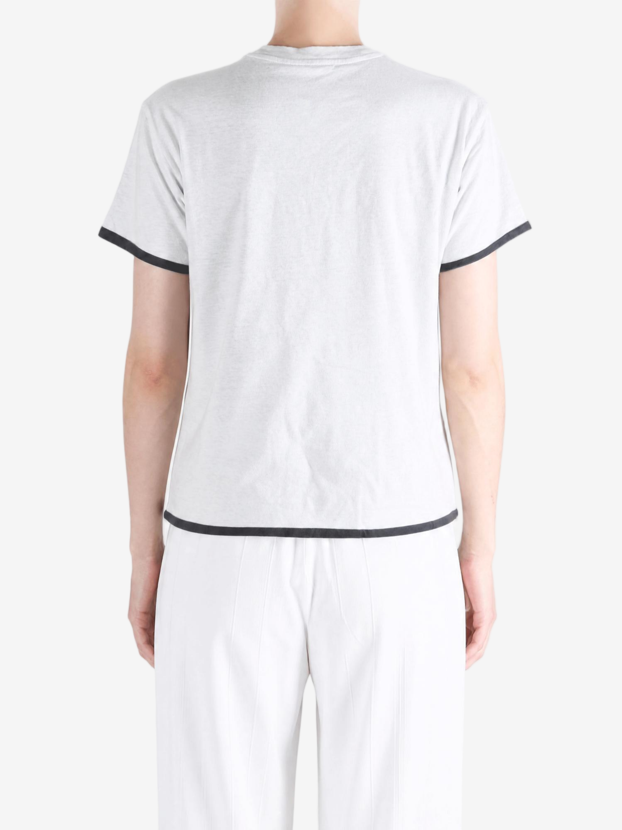 White t-shirt, full body view