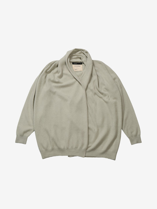 Green cardigan,front view