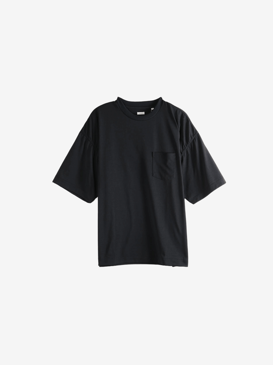Black tee, full view