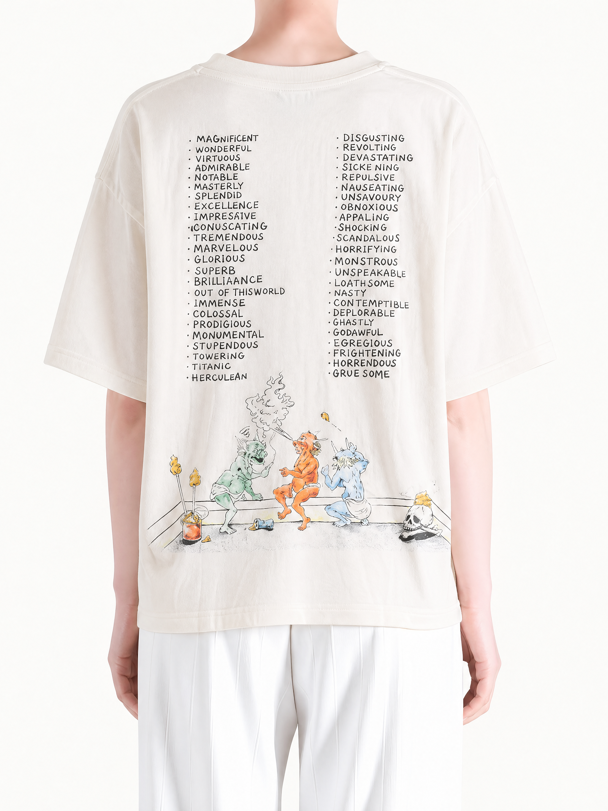 White t-shirts worn by a person, showing the t-shirts' fit