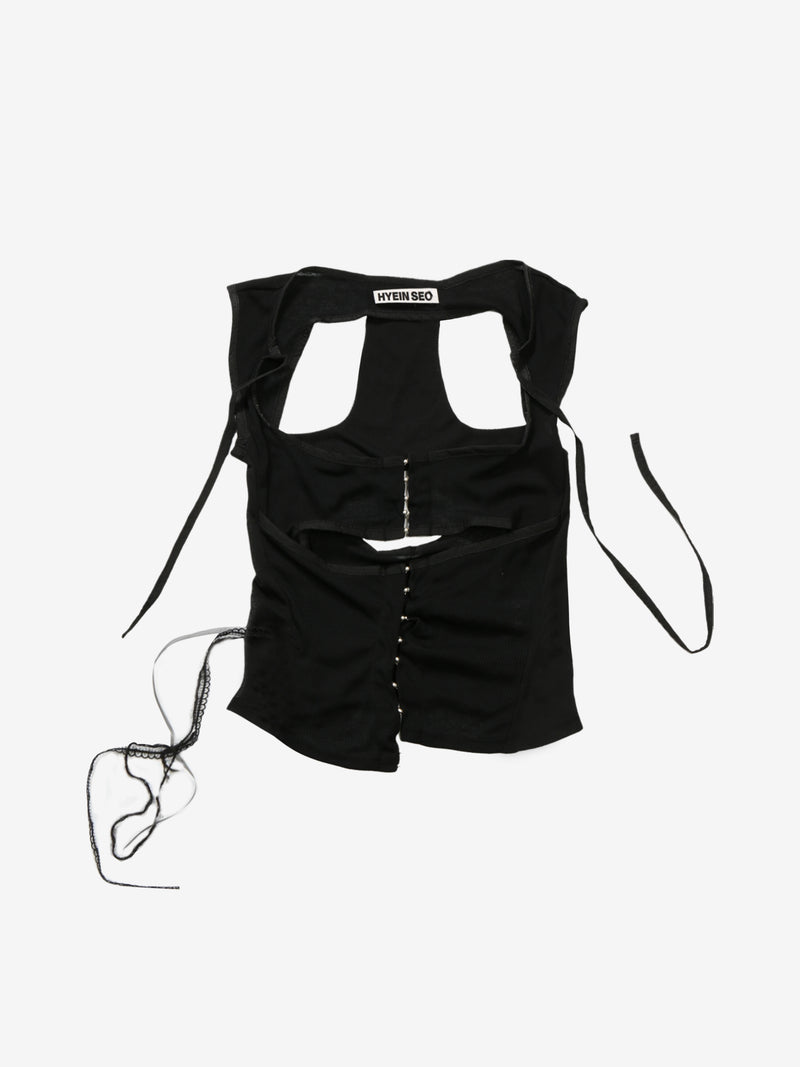 Black tops,front view