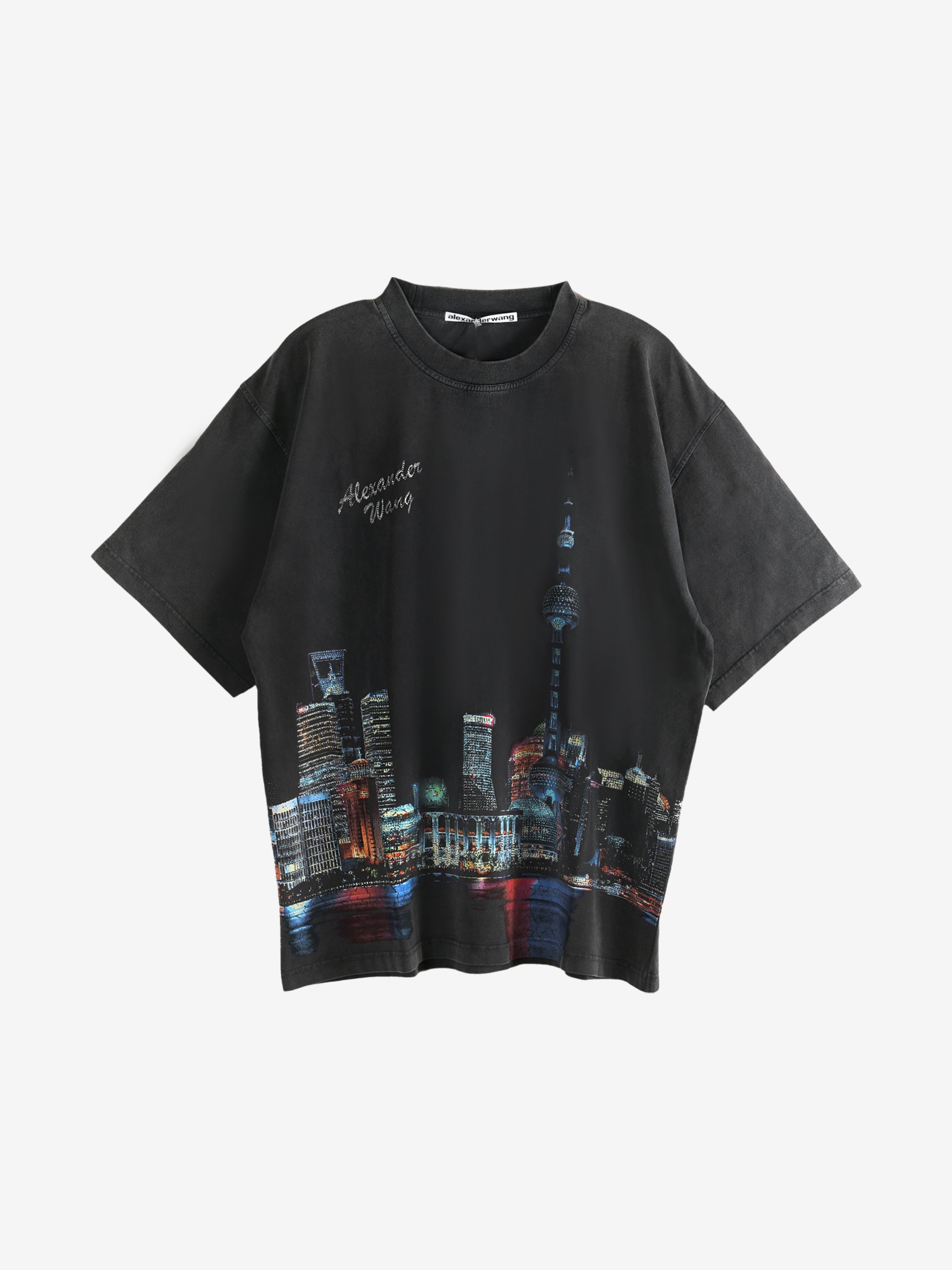 Black shirt, front view