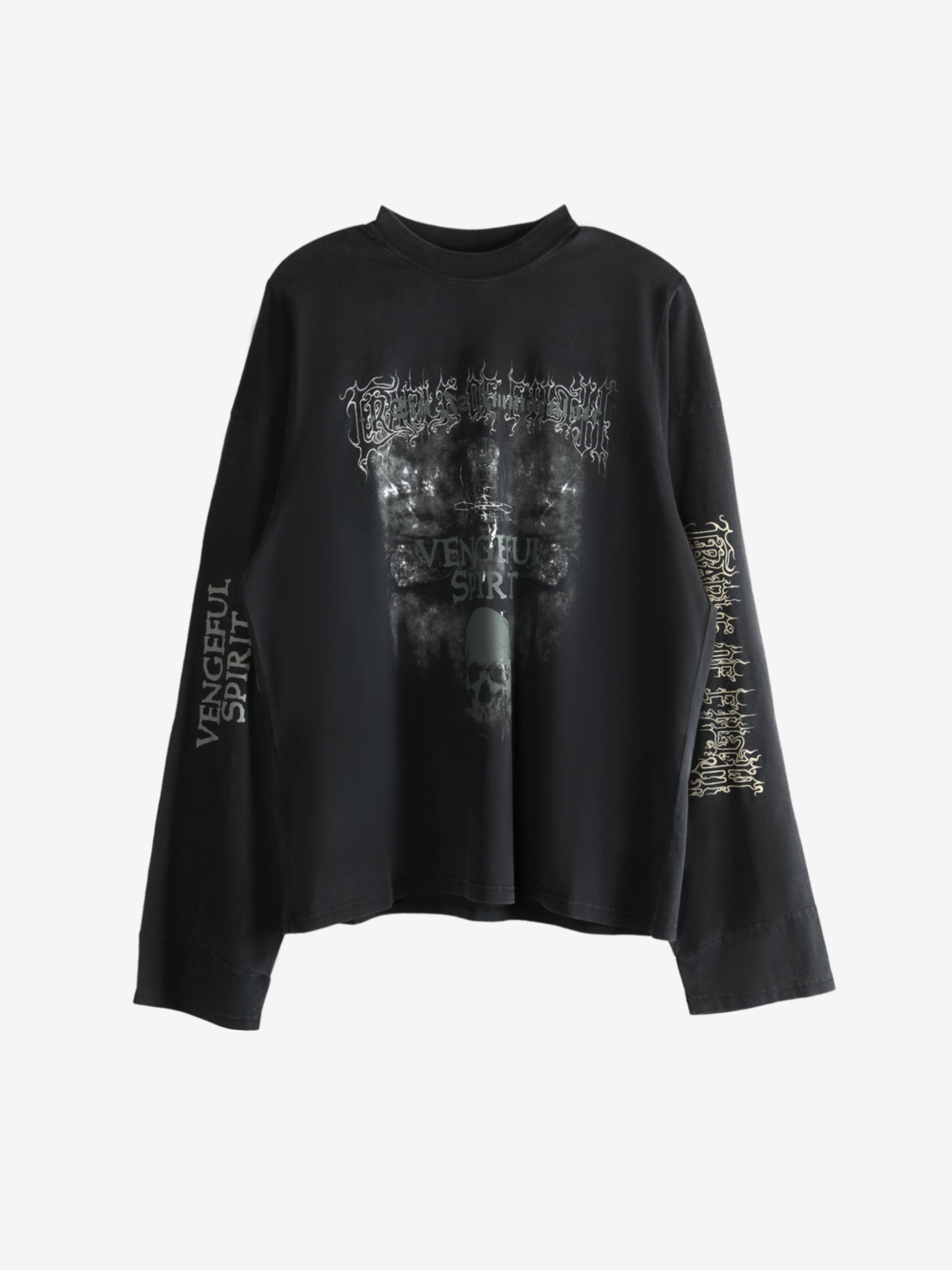 Black shirt, front view