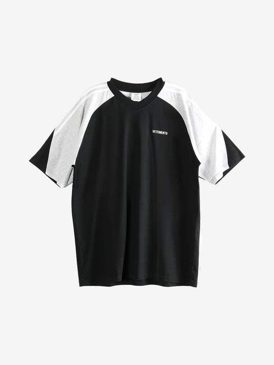 Black t-shirt,front view