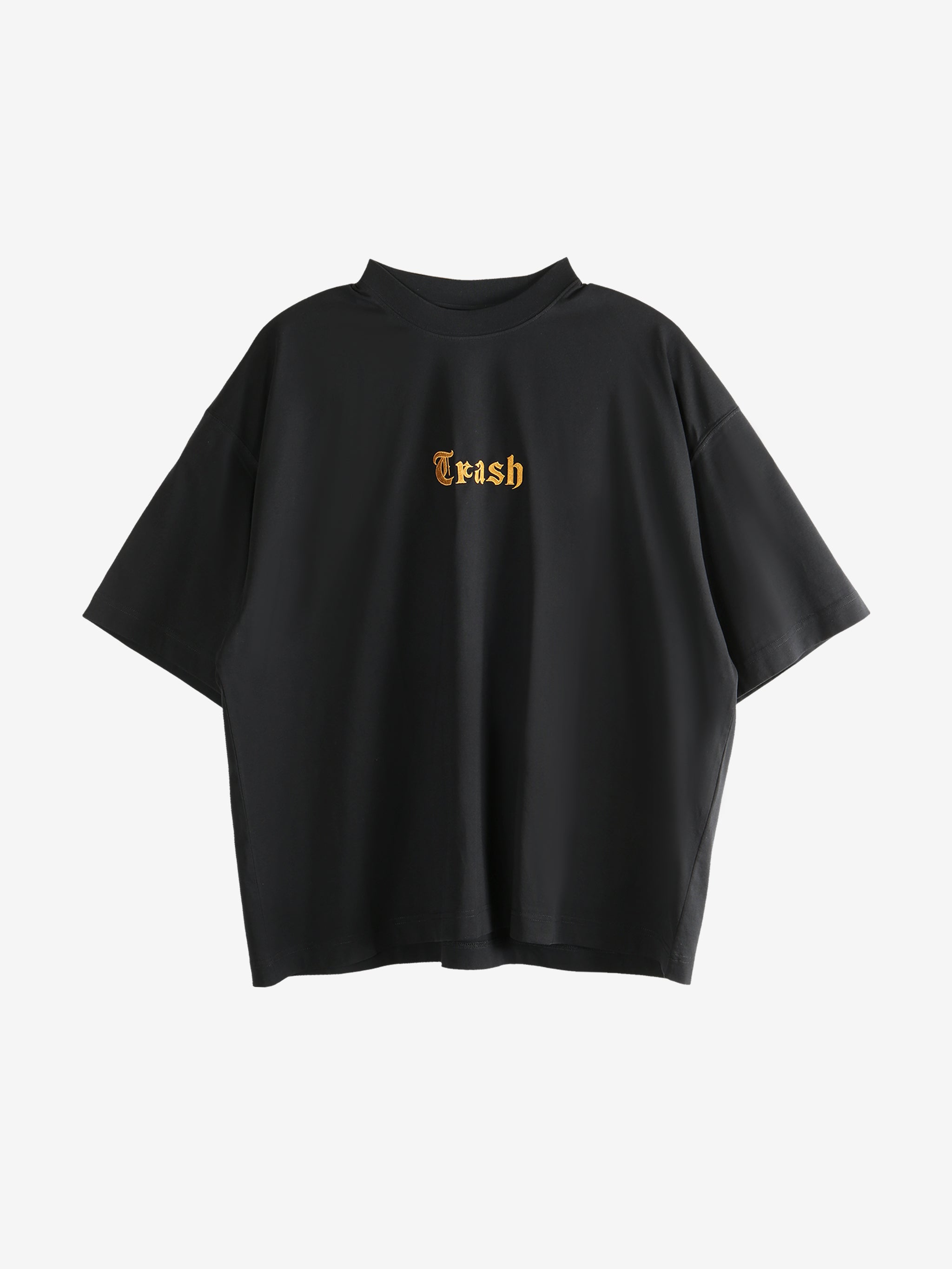 Black t-shirt,front view