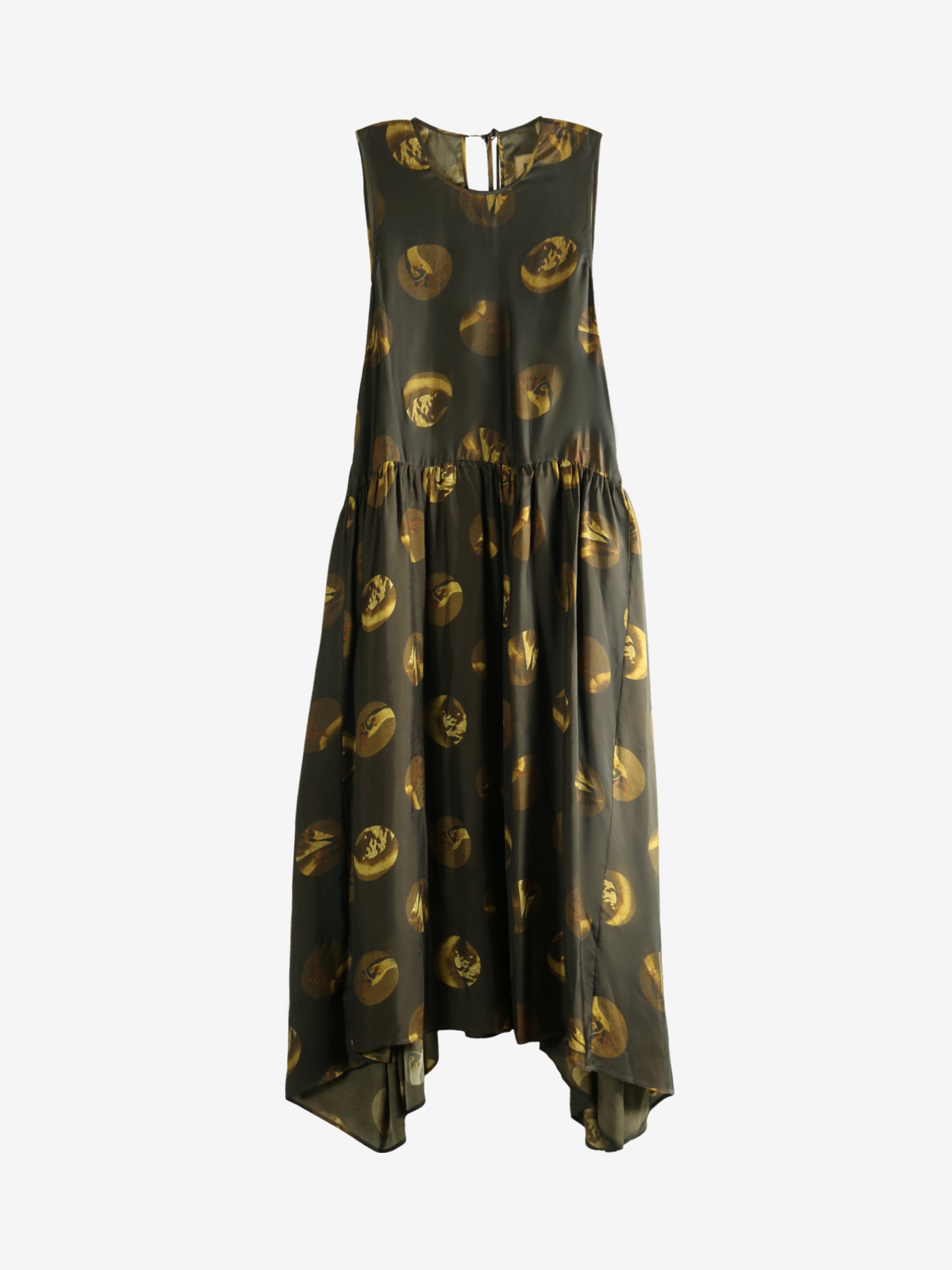 Brown dress, front view