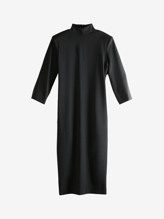 Black dress, front view