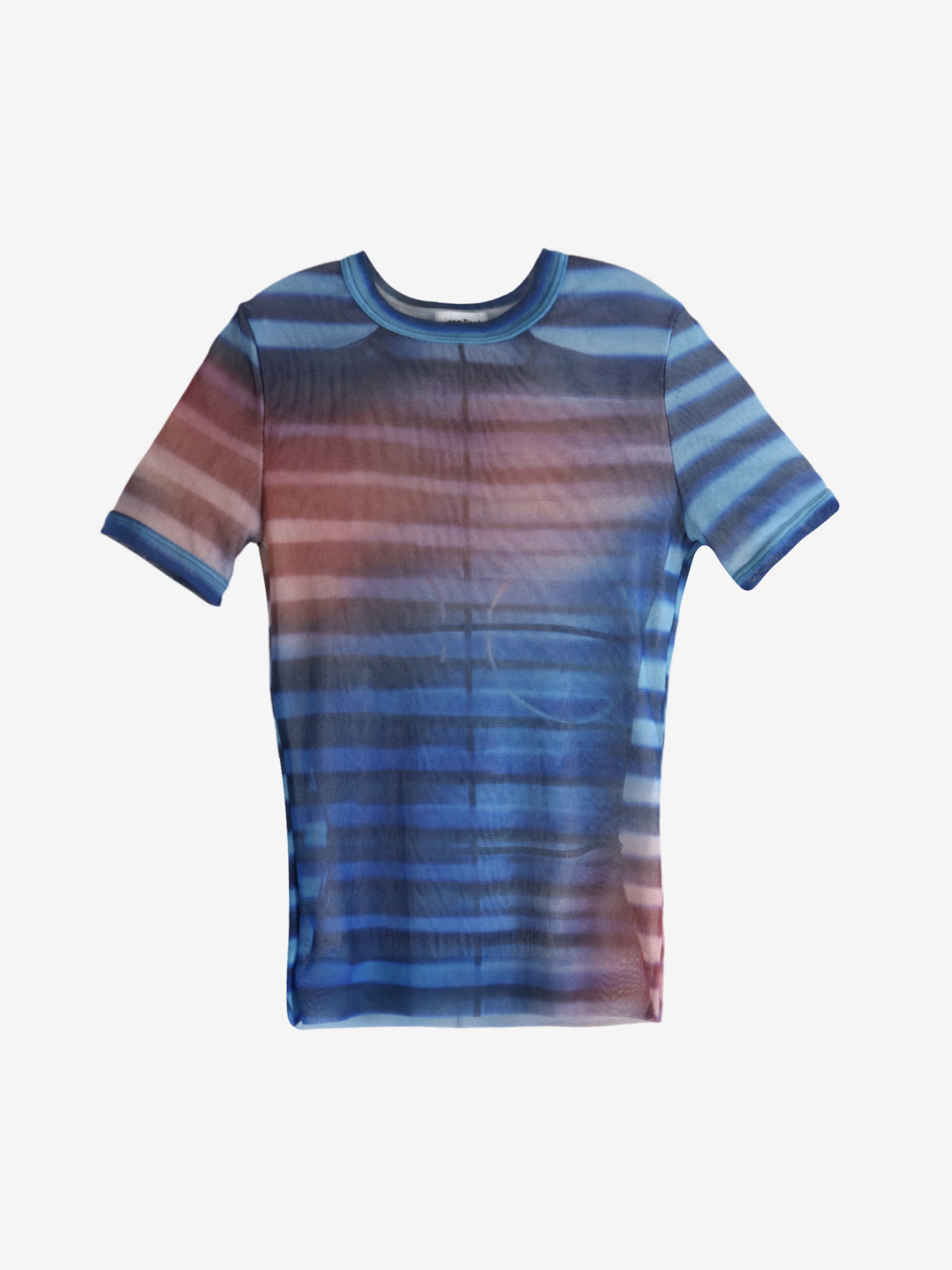 Blue t-shirt, front view