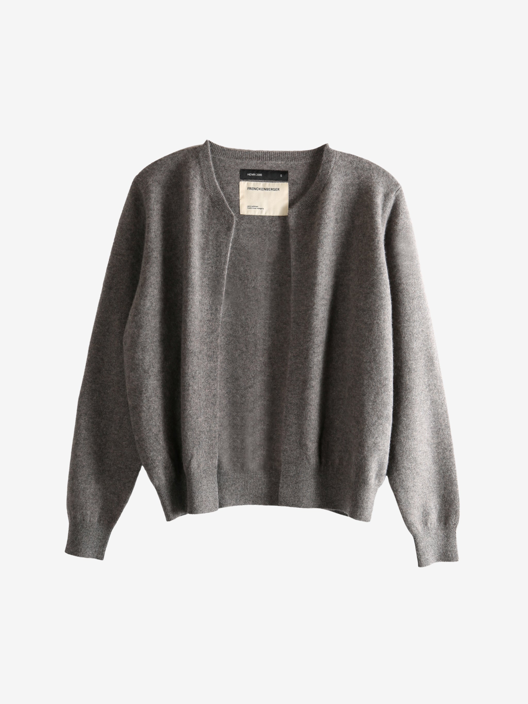 Grey knitwear, front view