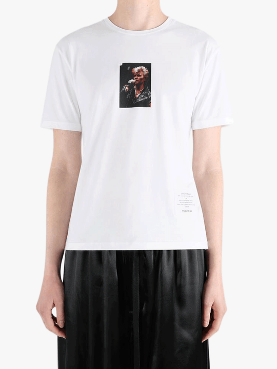 White t-shirt worn by a person, showing the t-shirt fit