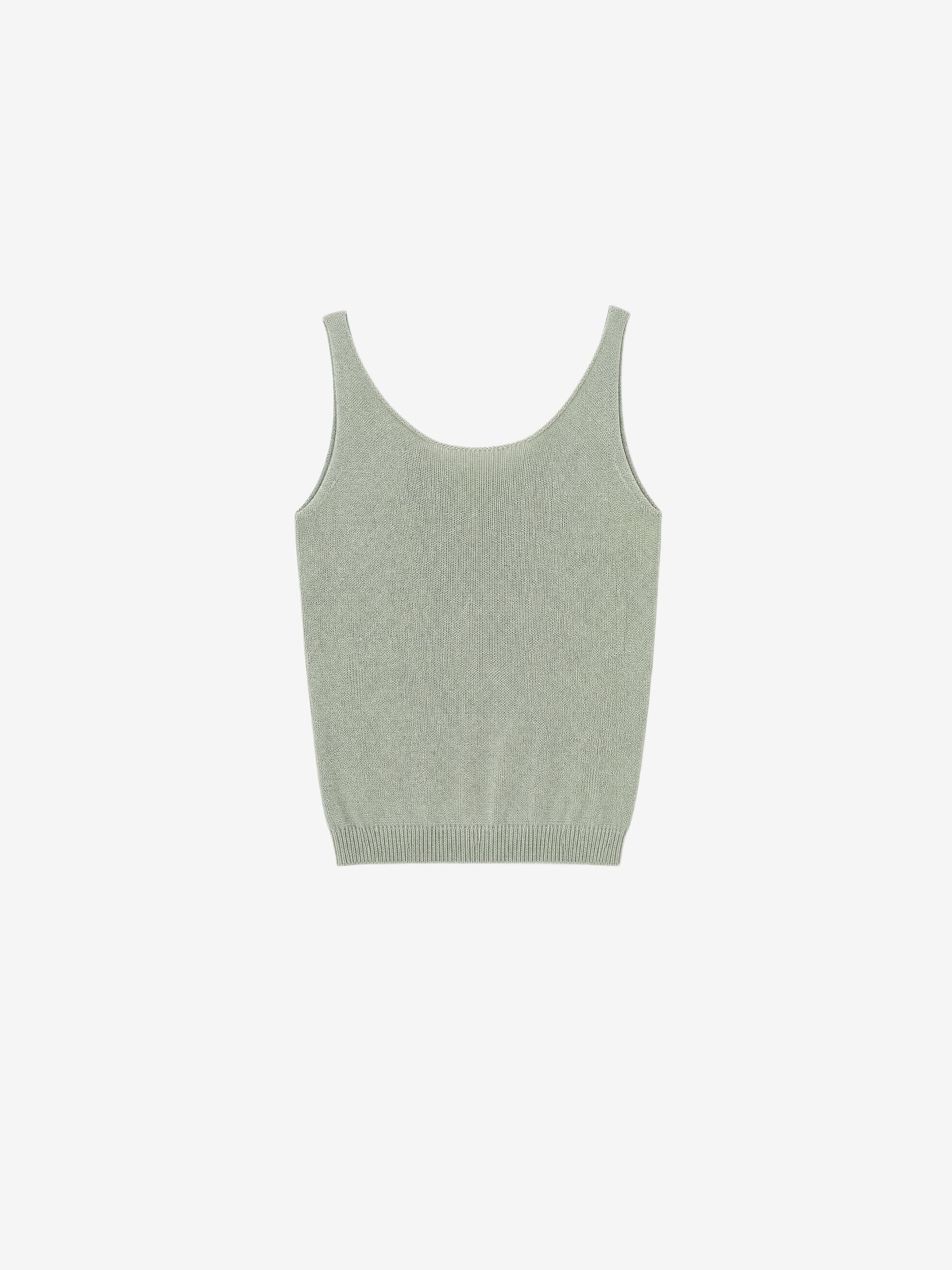 Green top, front view