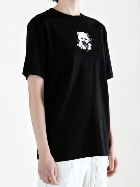Black top worn by a person, side view