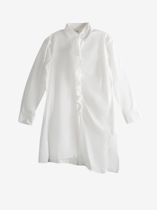 white shirts,front view