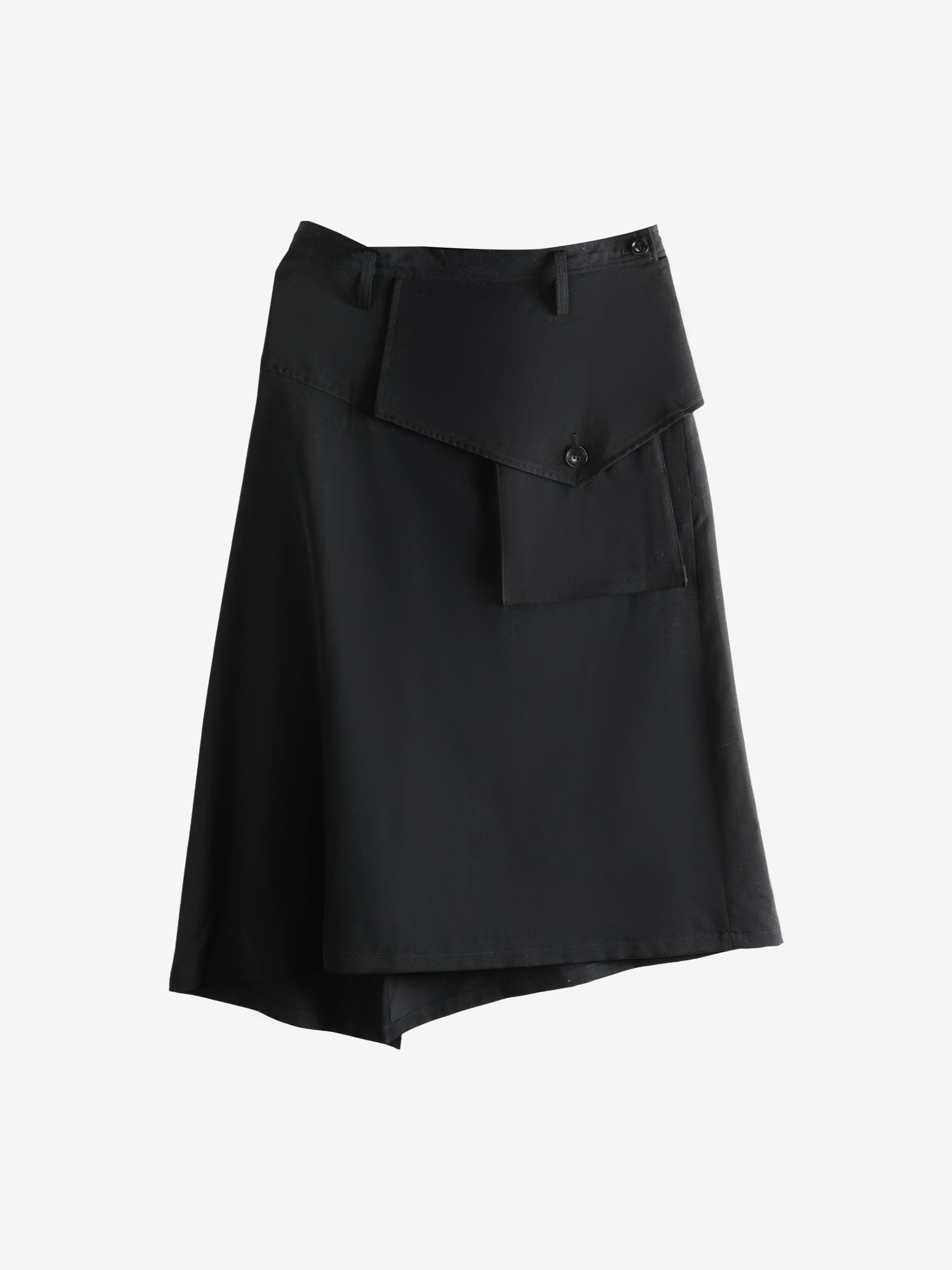 Black skirts,front view