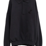 Black sweater,front view