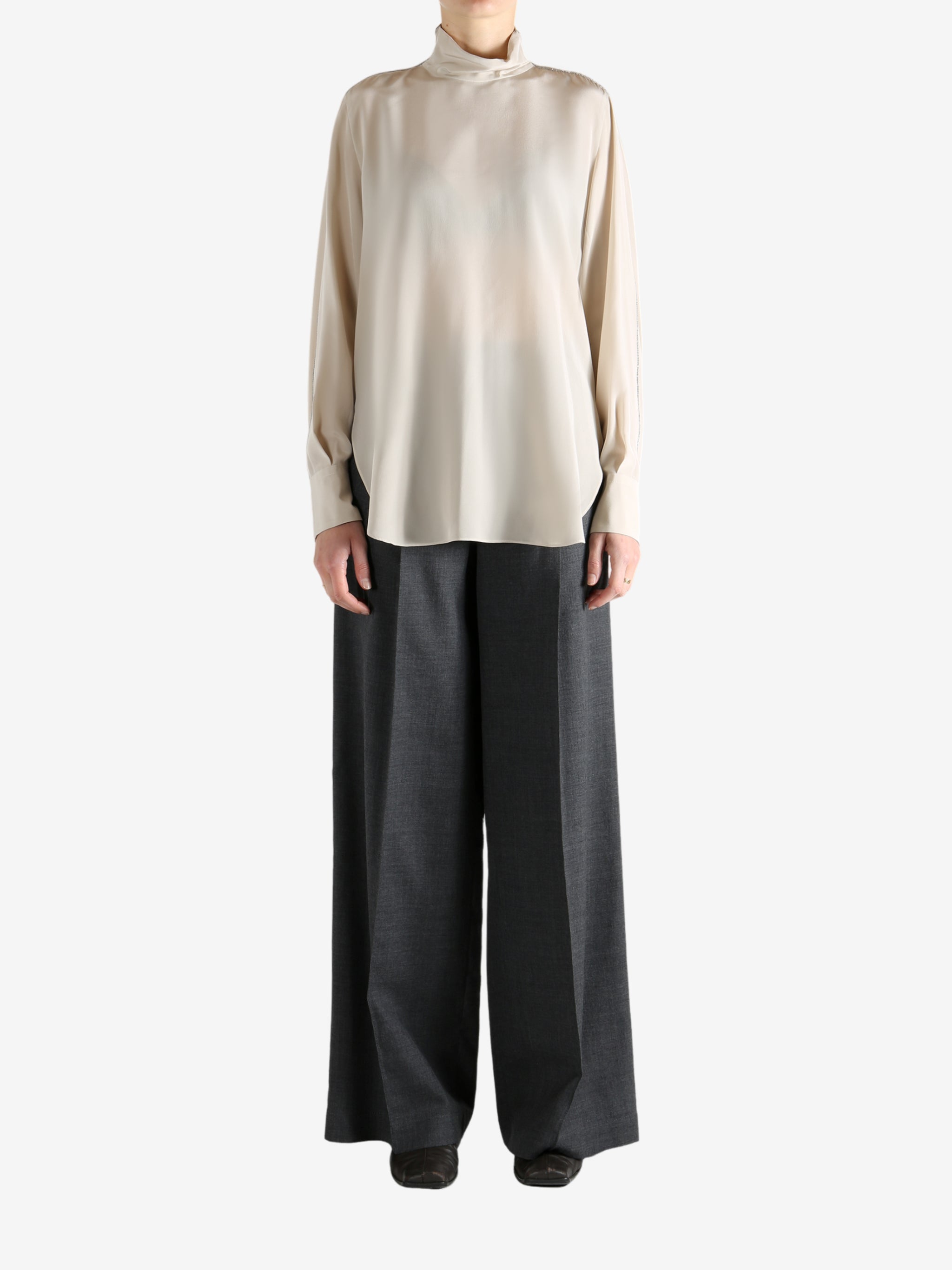 White top, full body view