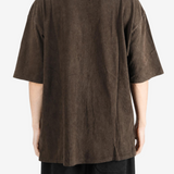 Brown t-shirt, full body view