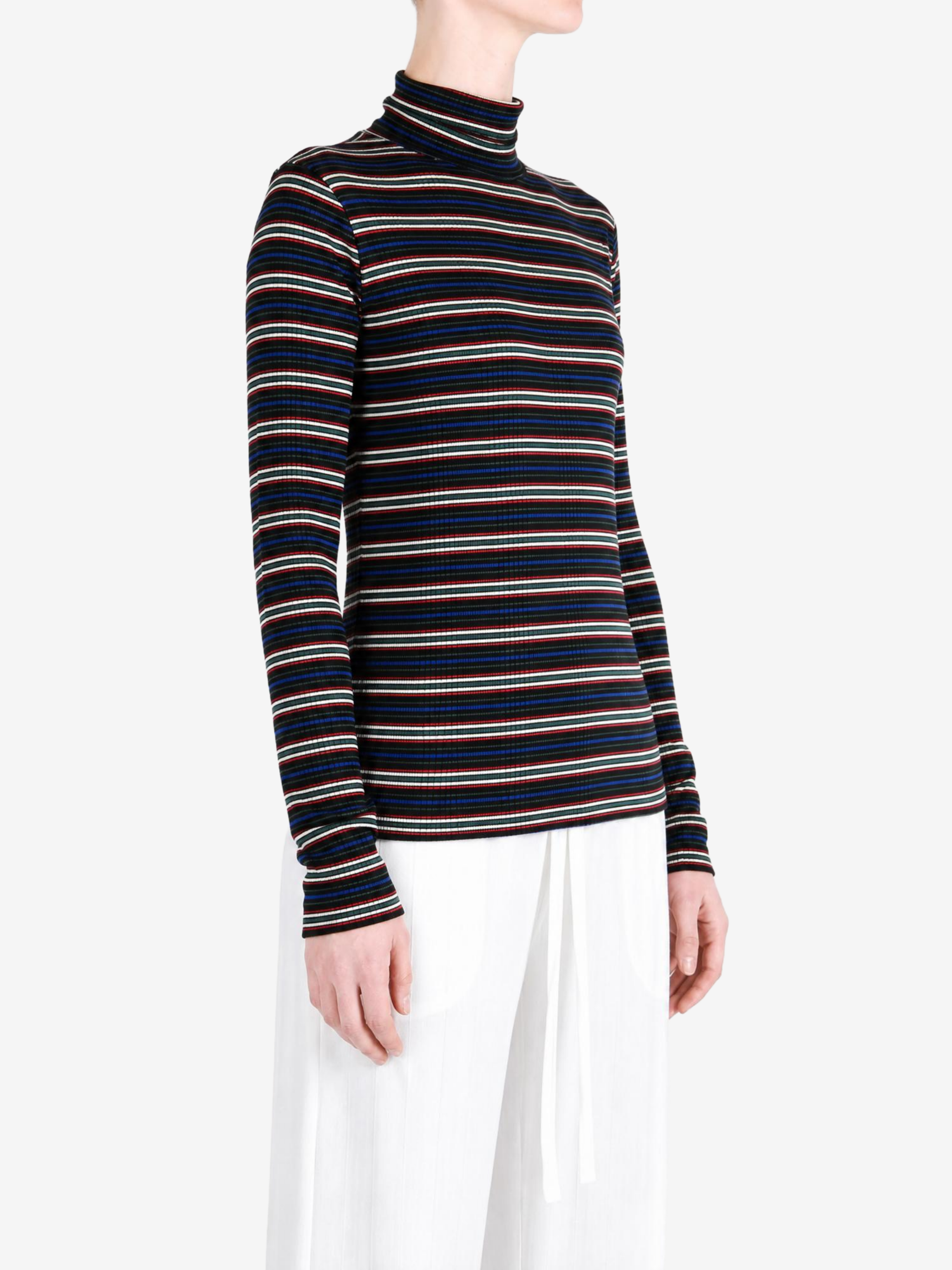 Black top worn by a person, showing the top fit