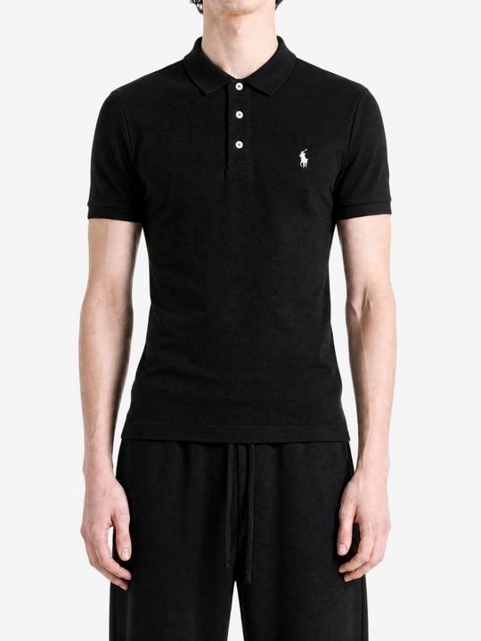 Black shirt, full body view