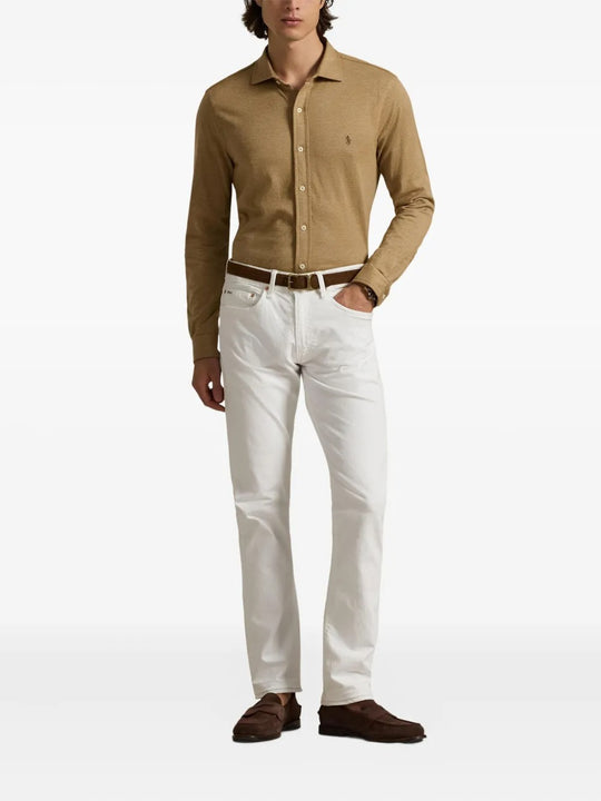 Brown shirt, full body view