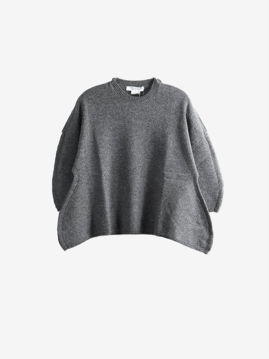 Grey knitwear, front view