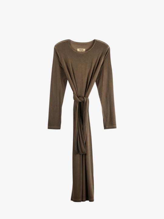 Brown dress, front view