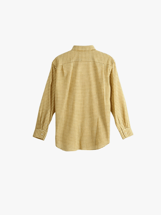 Yellow shirt, back view