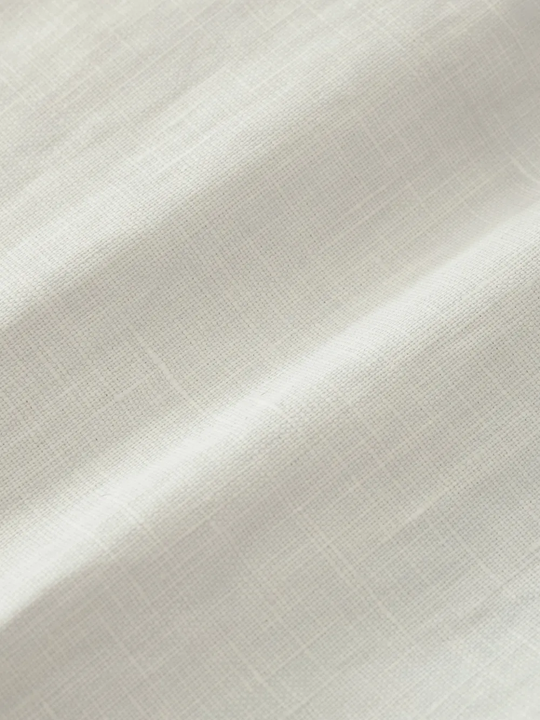 Close-up of Grey tops，showing texture of the 100% linen fabric